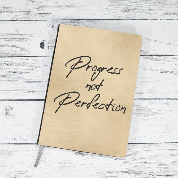 Notizbuch "Progress not Perfection"